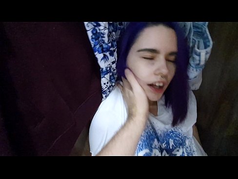 ❤️ Lorg mi mo sis anns a’ chlòsaid agus chuidich i cum ❤ Bhidio porn aig porn gd.valeshop.top ☑